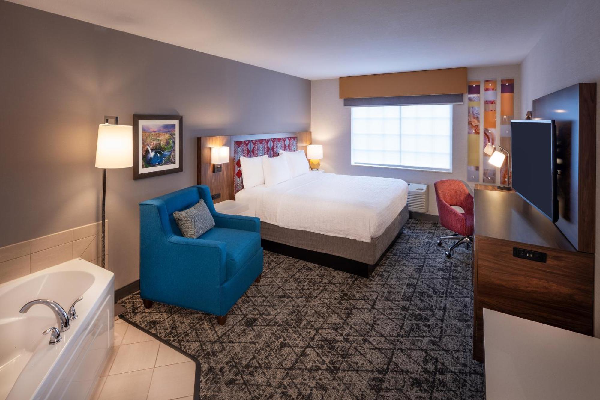 Hampton Inn Pullman Exterior photo